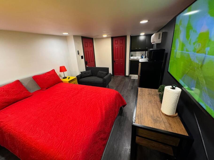 New Tiny Home Uptown Феникс Экстерьер фото